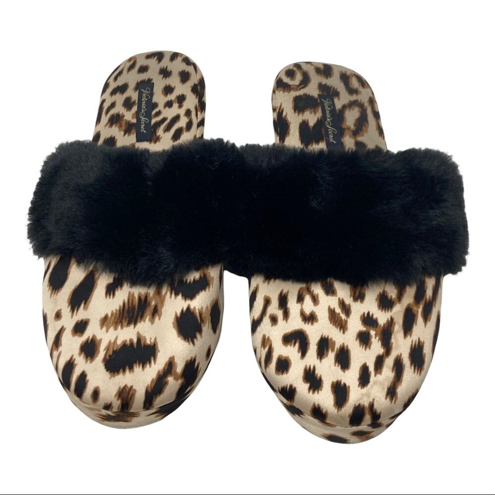 Victoriaโs Secret Leopard Print Satin Faux Fur Cuff Slippers Size Small